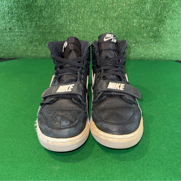 Nike Air Jordan Legacy 312 Black White AV3922-001 Men’s Size 8.5 - Picture 2 of 6